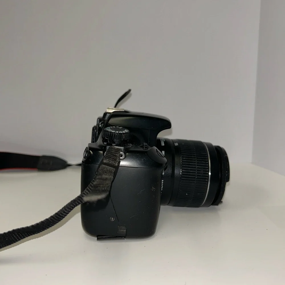 Canon EOS Rebel T3 Digital SLR Camera